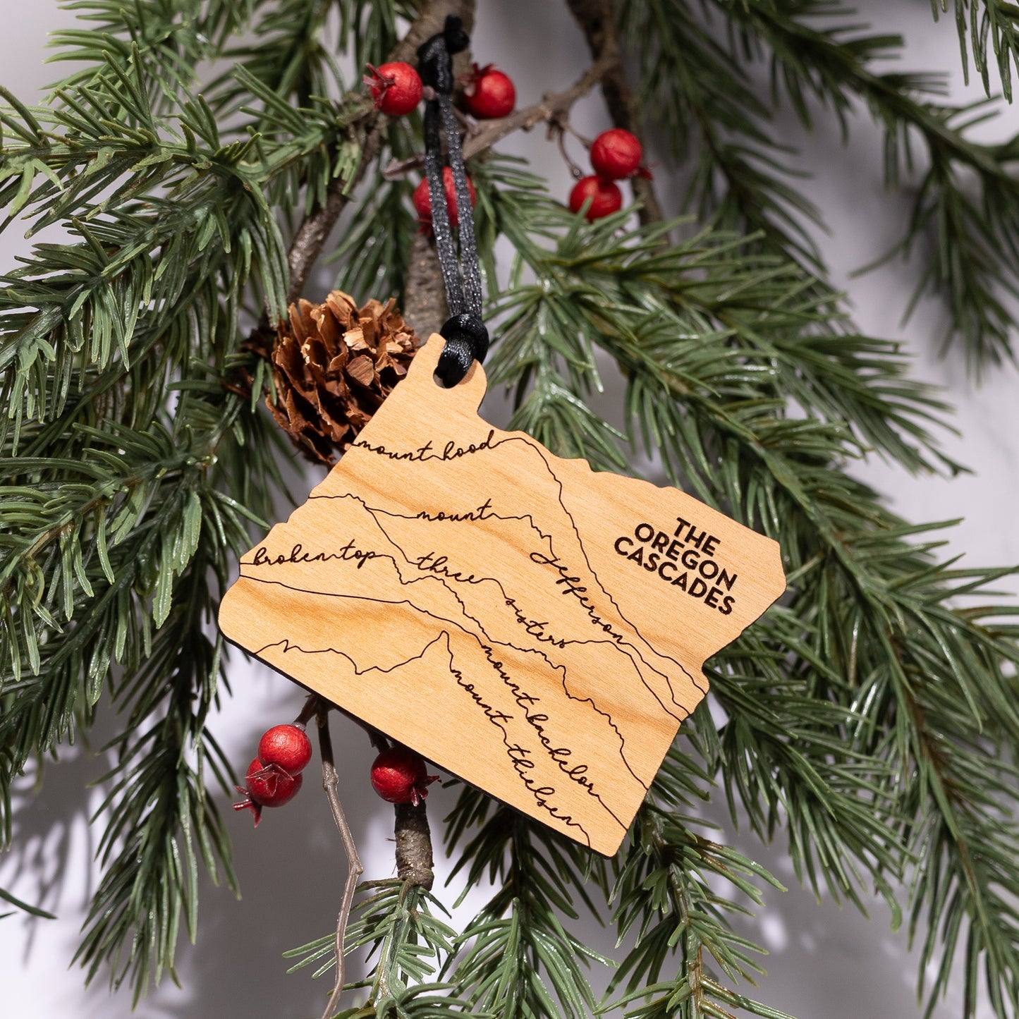 State Christmas Ornaments: Oregon Cascade Mountains (Script Font)