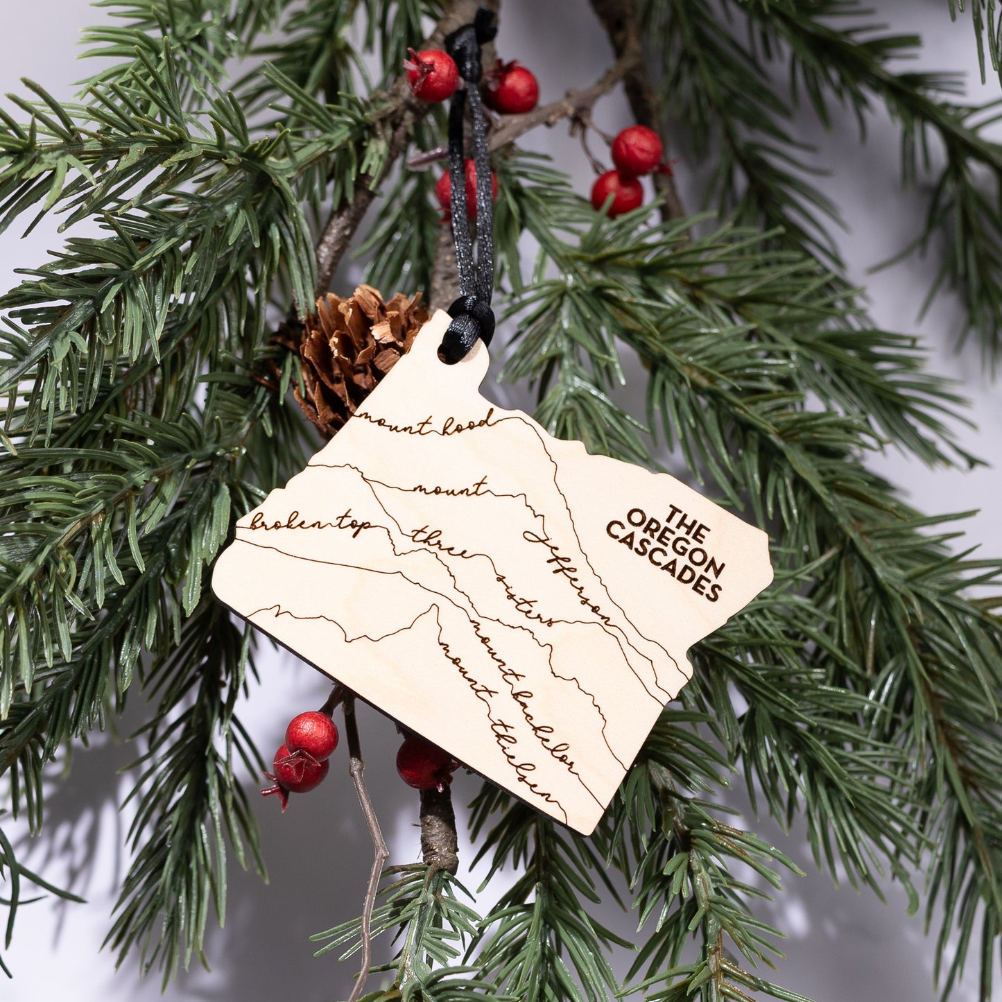 State Christmas Ornaments: Oregon Cascade Mountains (Script Font)