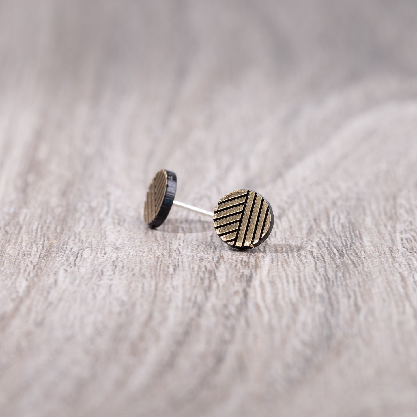 Stud Earrings - Shima Circle