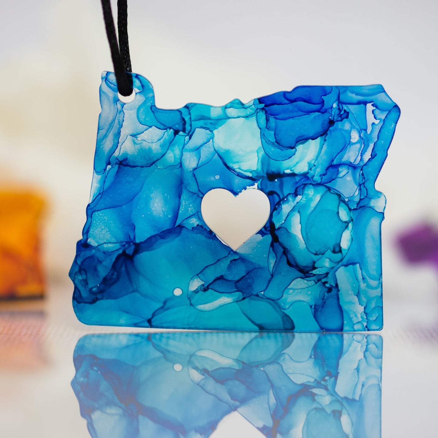 Alcohol Ink Oregon State Ornament in blue - A collaboration between West Meadow Creative and LeeMo Designs in Bend, Oregon